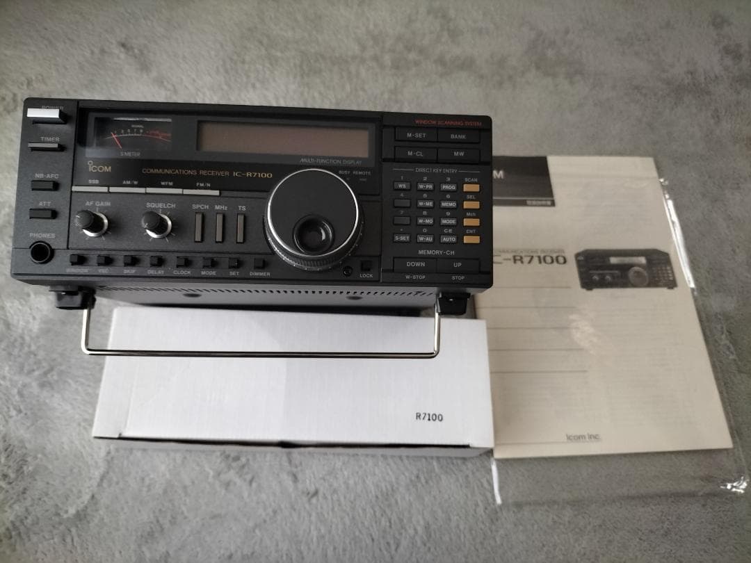 ICOM IC-R7100 通信機型 高性能オールモード受信機 元箱一式