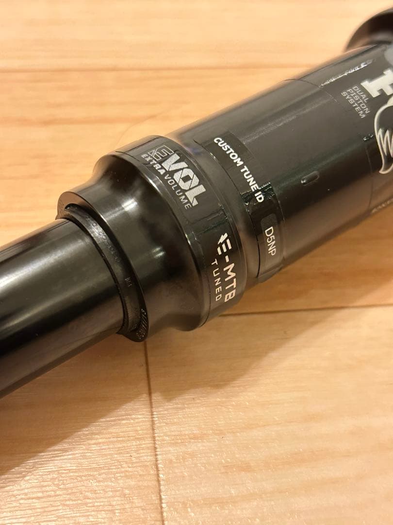 マ*ス様 FOX FLOAT DPS Levo SL comp carbon 2