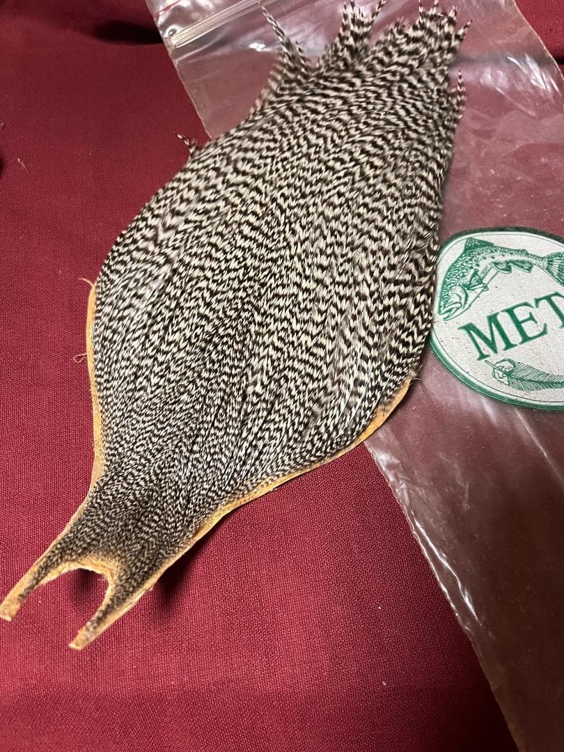 フライマテリアル用 羽毛 黒白ストライプ