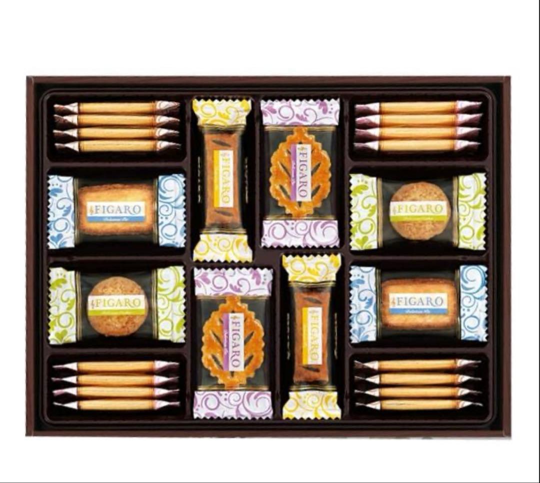 お菓子10箱 他キャノーラ油など