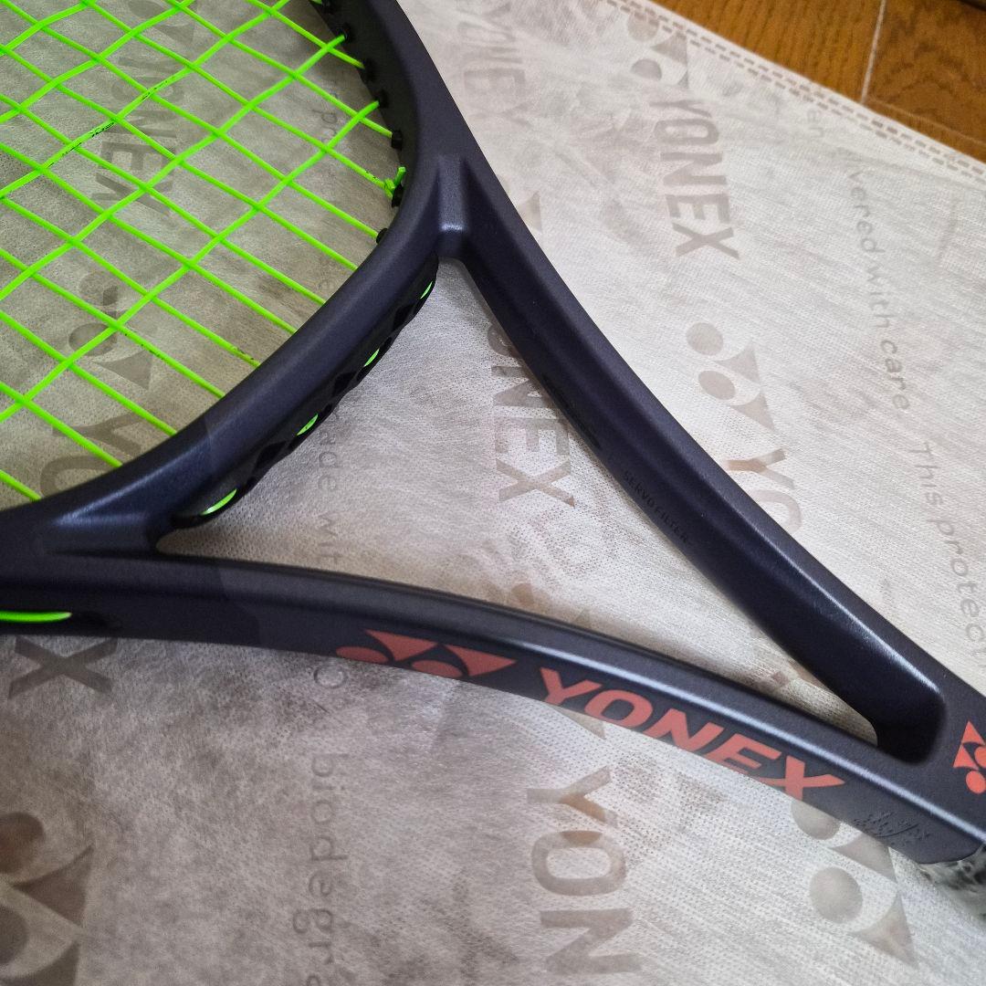 美品 YONEX パーセプト100 テニスラケット300g