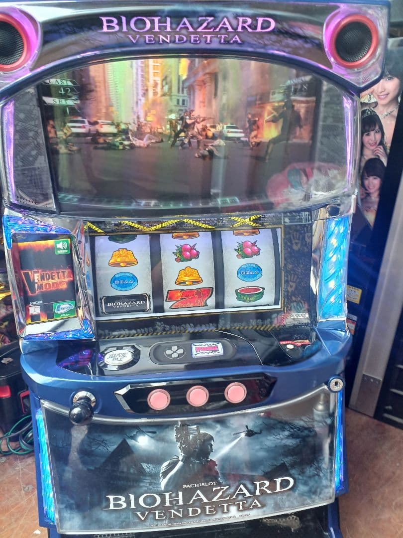 【送料無料】スマスロバイオハザード ヴェンデッタ 実機