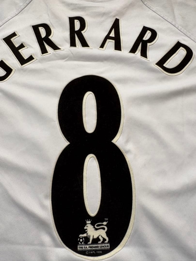 リバプール ジェラード8番 2005-06 AWAYユニフォーム【Reebok】