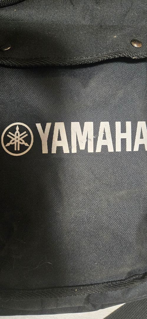 エレキベース ホワイト 4弦 ギグバッグ付き