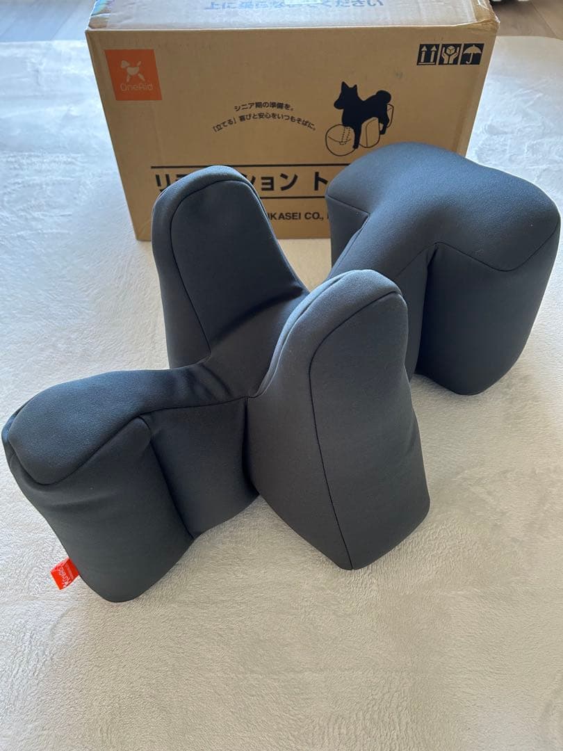 犬用リラクッション TP トイプードル　グレー 箱付き