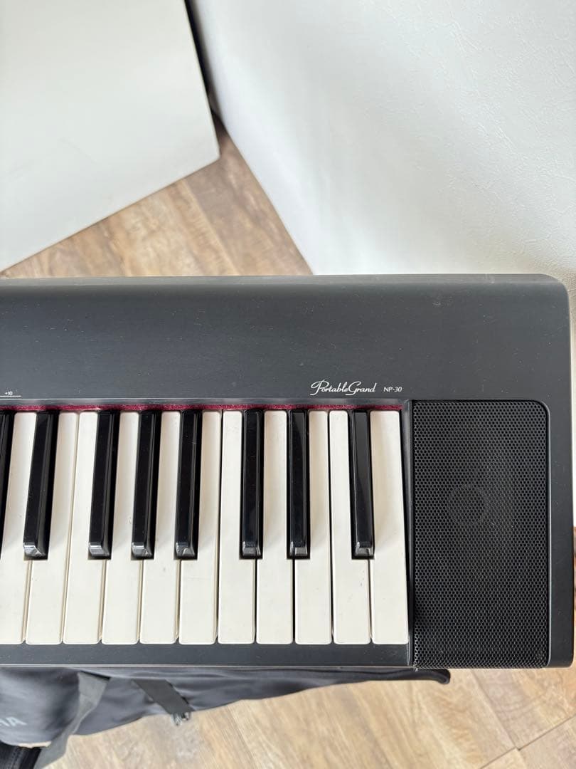 ヤマハ YAMAHA　電子キーボード　電子ピアノ　NP-30 送料込み！