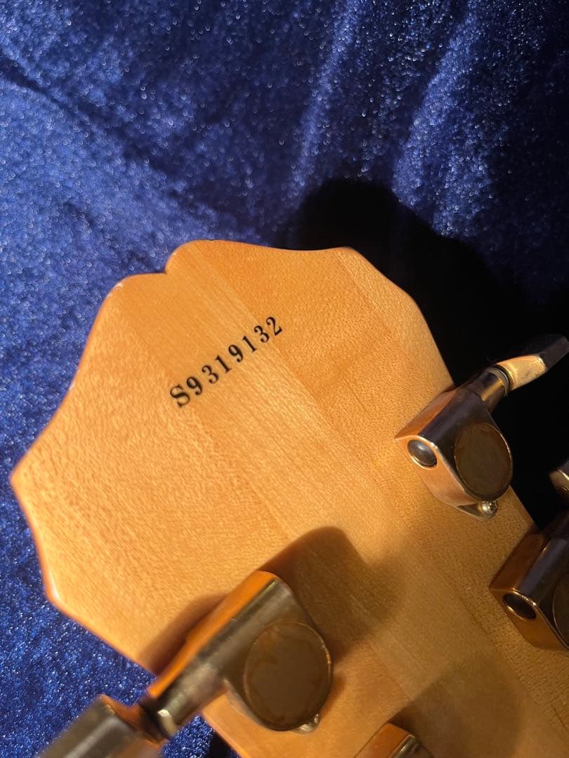 Epiphone Joe Pass Emperor Ⅱ エピフォン　エンペラー2