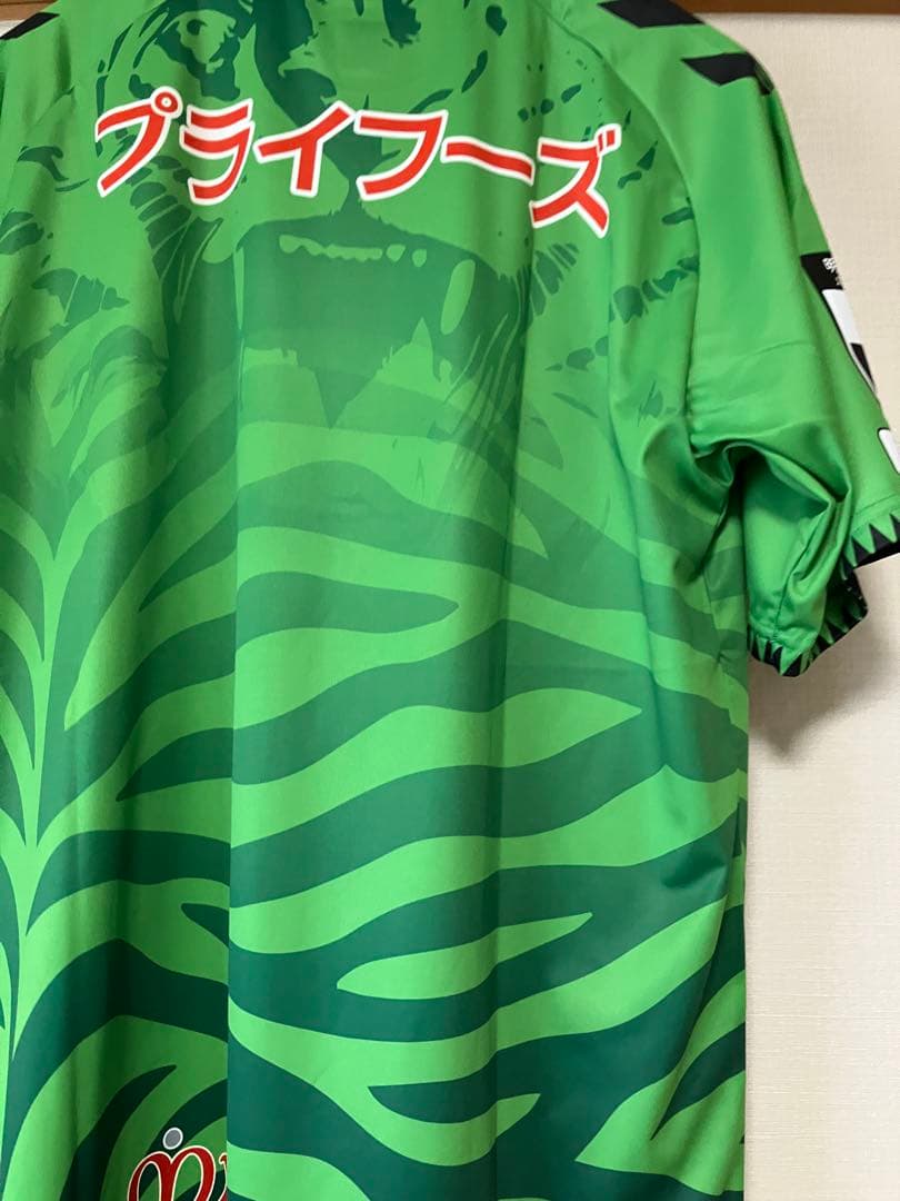 ヴァンラーレ八戸　サイン入りユニフォーム