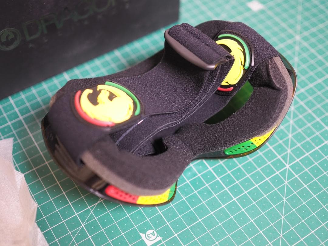 【中古・美品】Dragon（ドラゴン）APX Rasta ゴーグル