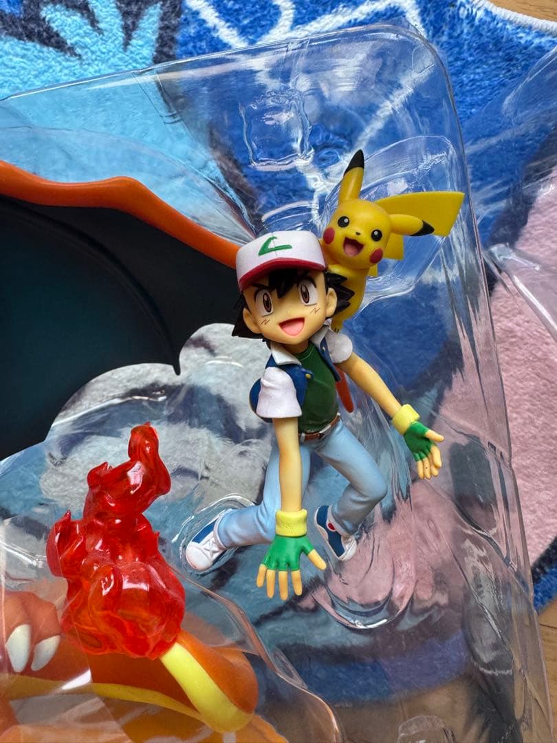 ジェムシリーズ ポケモン サトシ ピカチュウ リザードン フィギュア