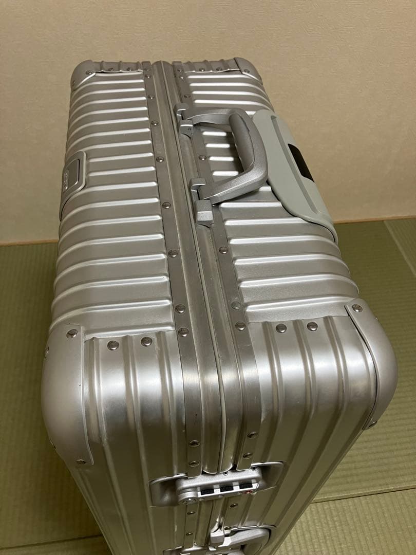 週末限定値下げ‼️廃盤　RIMOWA リモワ トパーズ 98L シルバー正規品