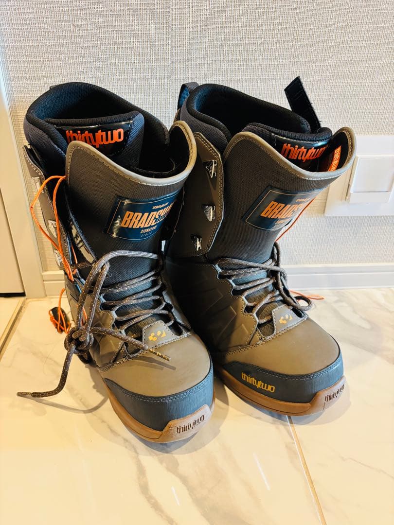 thirtytwo BRADSHAW スノーボードブーツ