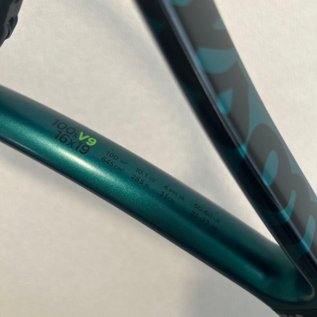 美品 Wilson Blade v9 100L グリップ2