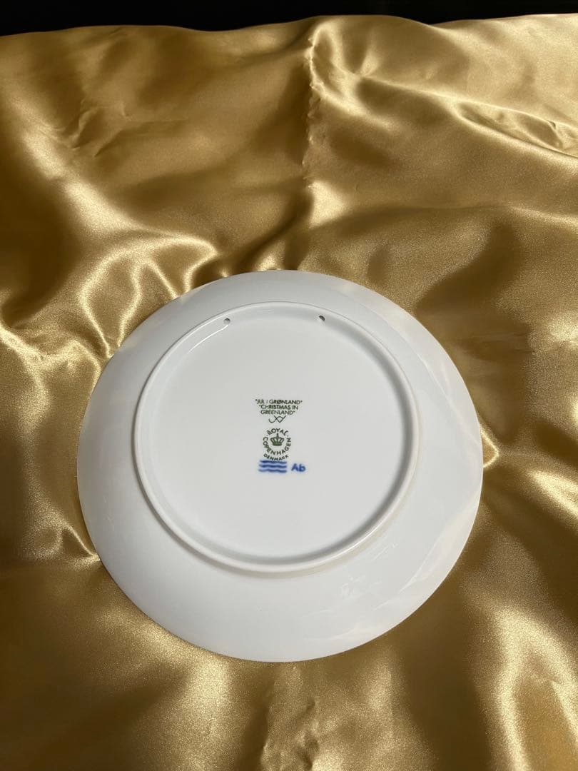 【超稀少品 新品未使用】ロイヤルコペンハーゲンイヤープレート2010