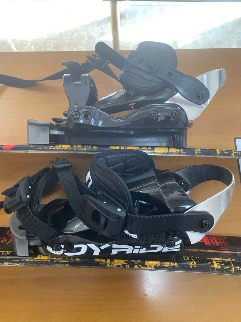 JOY RIDE スキー板 黒 赤　ソフトブーツ仕様