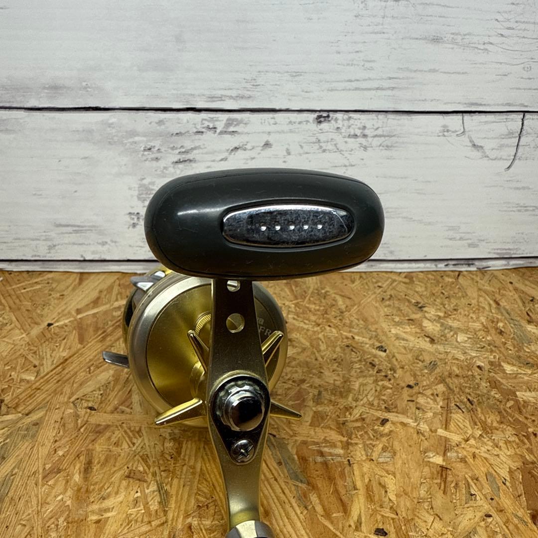 Daiwa MILIONAIRE CV-Z 100 SFR ダイワ ミリオネア