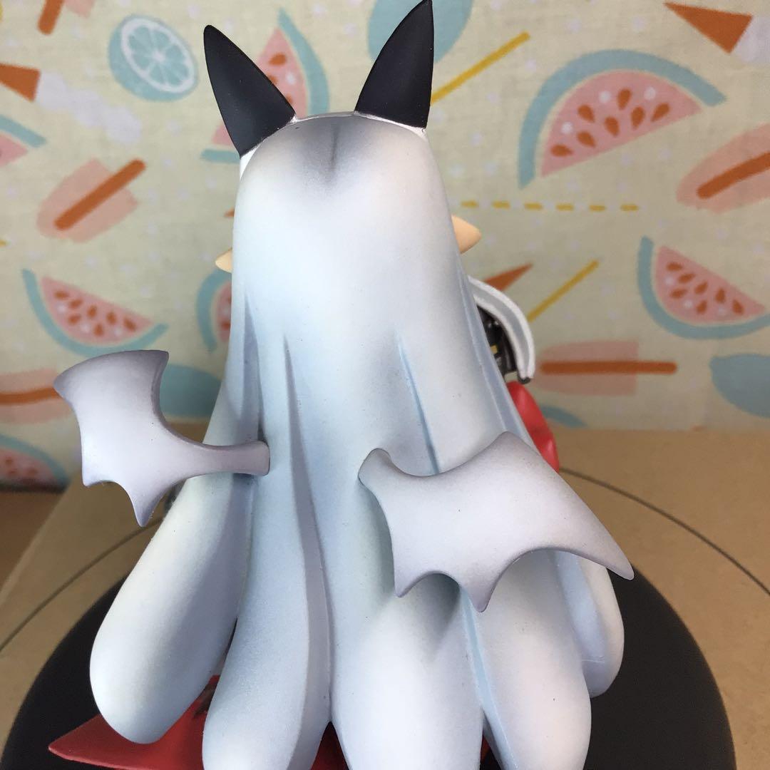 グリフォン　プラム　完成品フィギュア