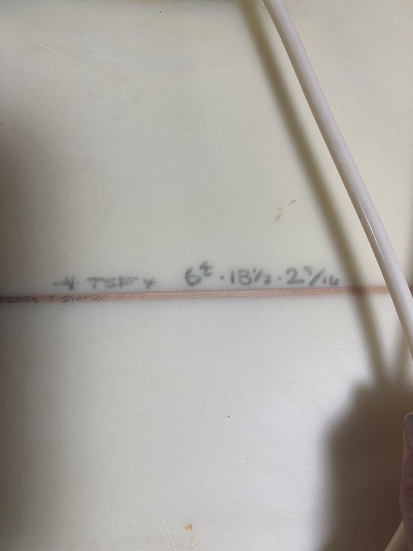 ショートボード 2フィン 赤黒グリップパッド