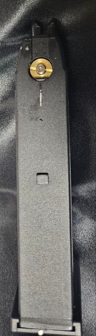 トイガン Carbon8 STRIKER-9 QUELL