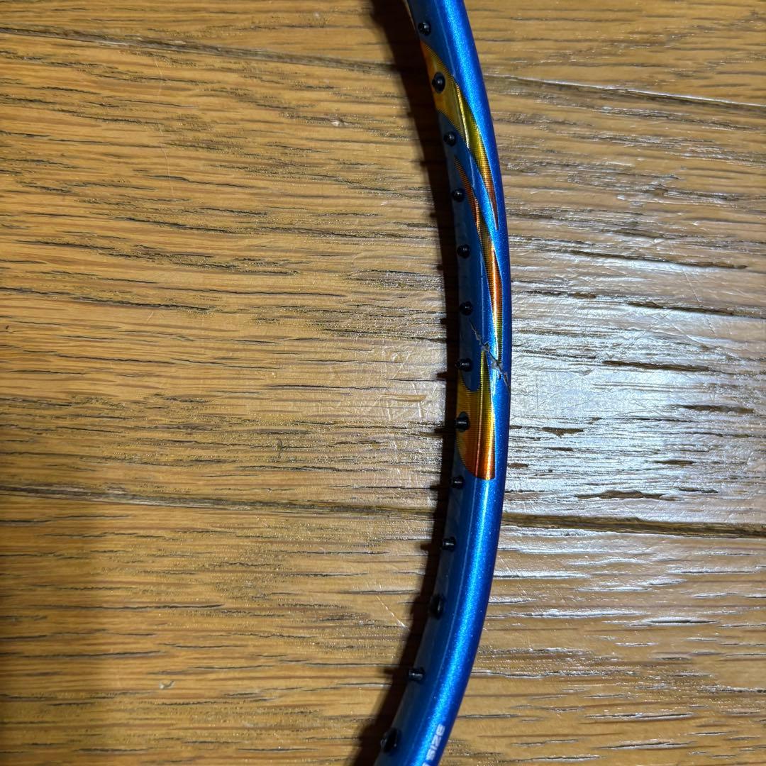 ヨネックス バドミントンラケット アストロクス77 4UG5 88d