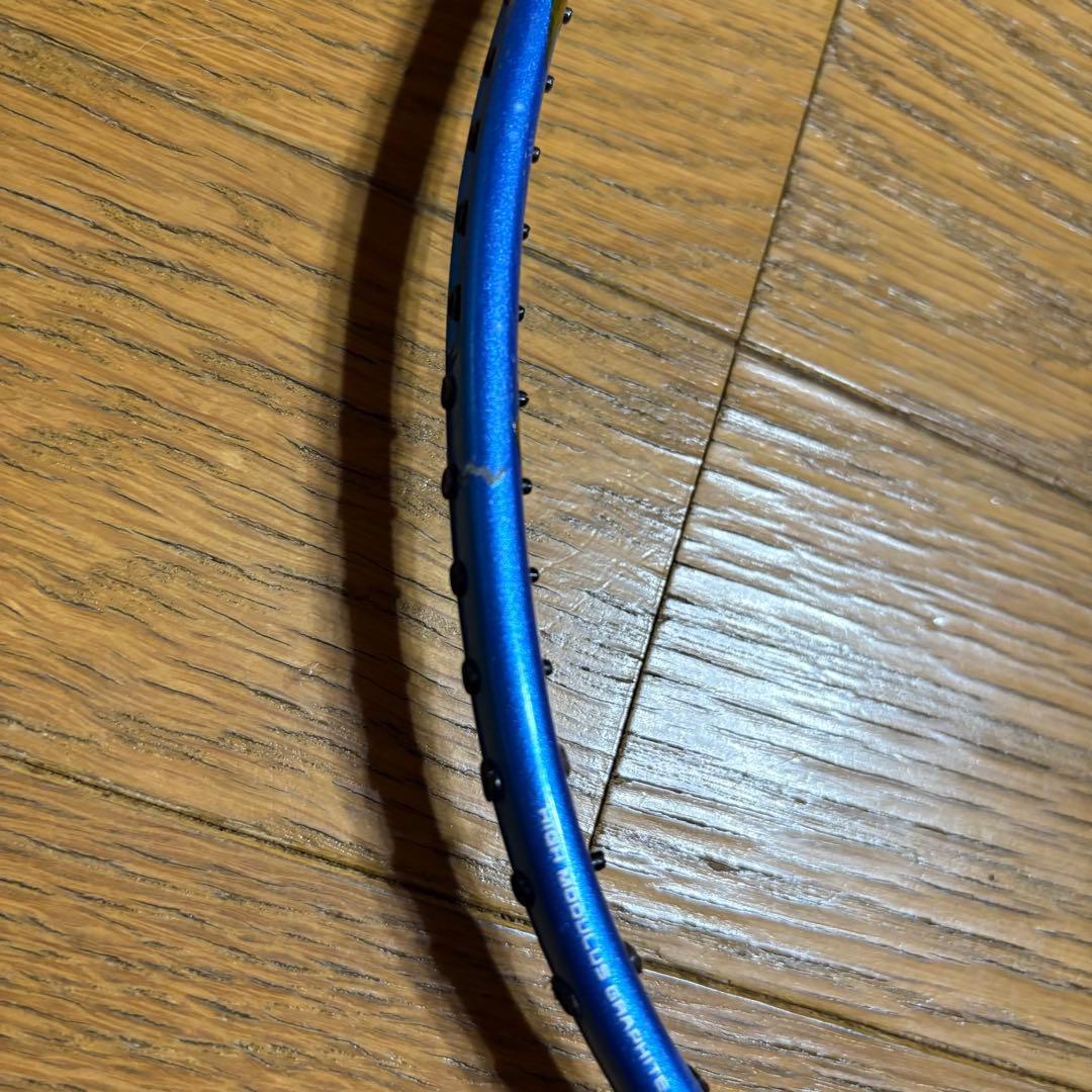 ヨネックス バドミントンラケット アストロクス77 4UG5 88d