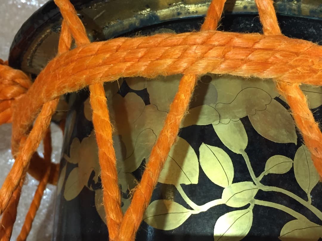 締太鼓 セット 約35cm 和楽器 蒔絵 小型和太鼓2個 締太鼓台 撥4本 付き