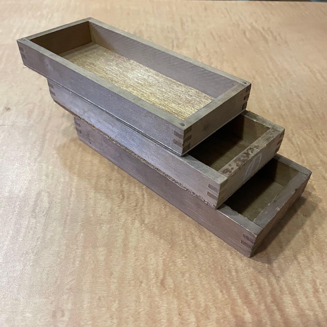 【珍しい小型】B105-1/活版印刷所で使われていた小箱（文選箱）105枚