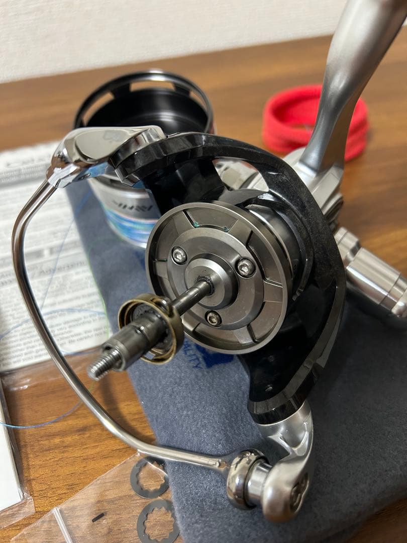 【程度良好】ダイワ 12キャタリナ 4500（ゴメクサスノブ・回転良好）