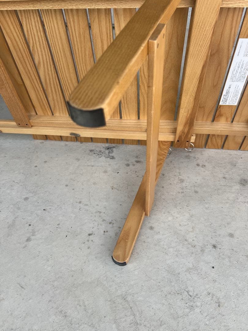 タラスブルバ　アジャスタブルウッドテーブル　IGT 引き取り