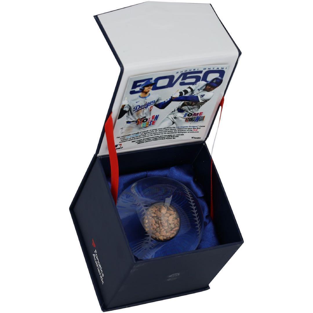 大谷翔平　記念 クリスタルボール　MLBホログラム正規品　50/50