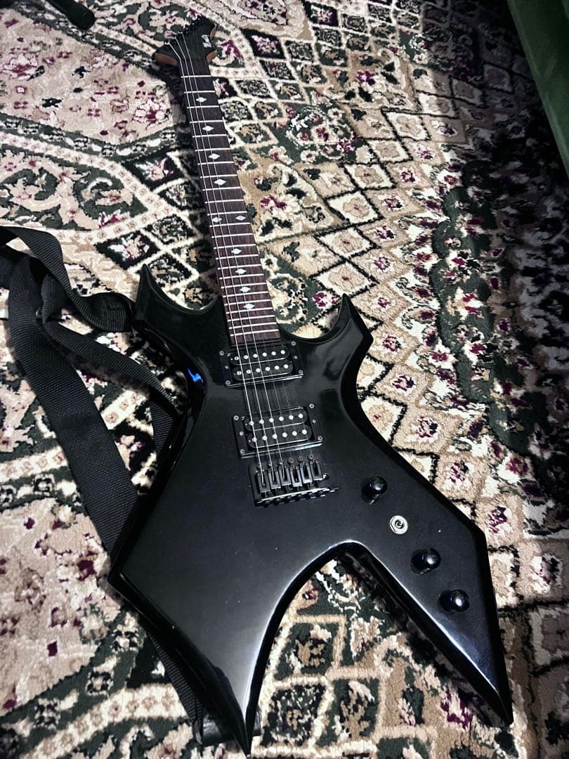 MONSTY モンスティー　ワーロック　エレキギター