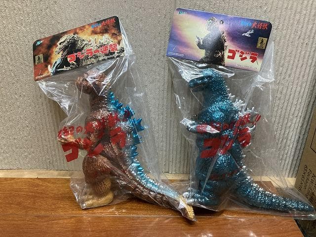 M1号　怪獣ソフビ　1期　初代ゴジラ　逆襲ゴジラ　2体セット