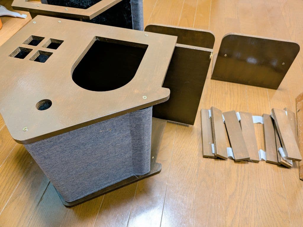 壁取り付け式キャットタワーセット