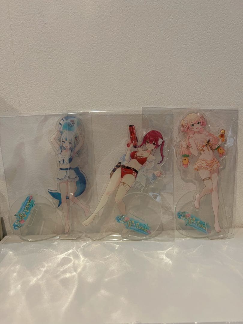 ホロライブ　水着　アクリルスタンド　１７点セット♡ おまけステッカー付き‼️