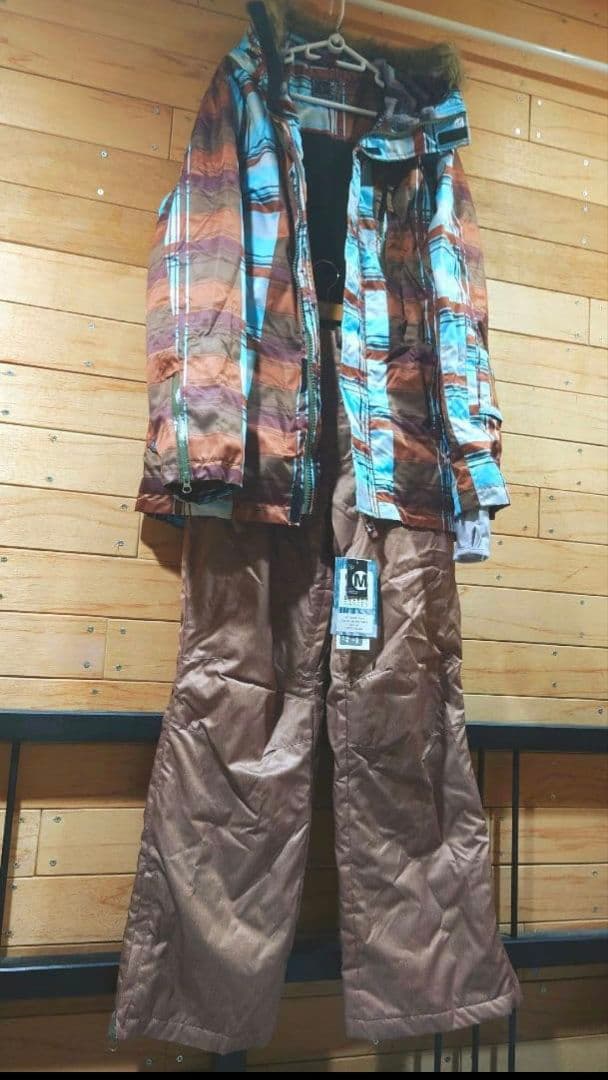 新品スキーウェア(スノボーウェア)SECRET GARDENシークレットガーデン