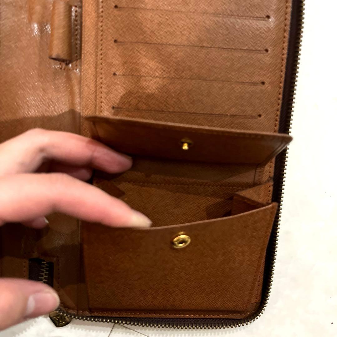 ルイヴィトン　パスポートケース