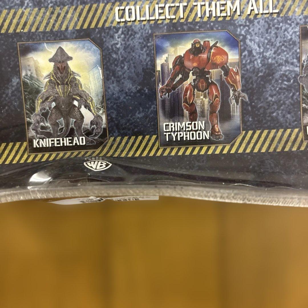 特撮 PACIFIC RIM GIPSY DANGER & LEATHERBACK