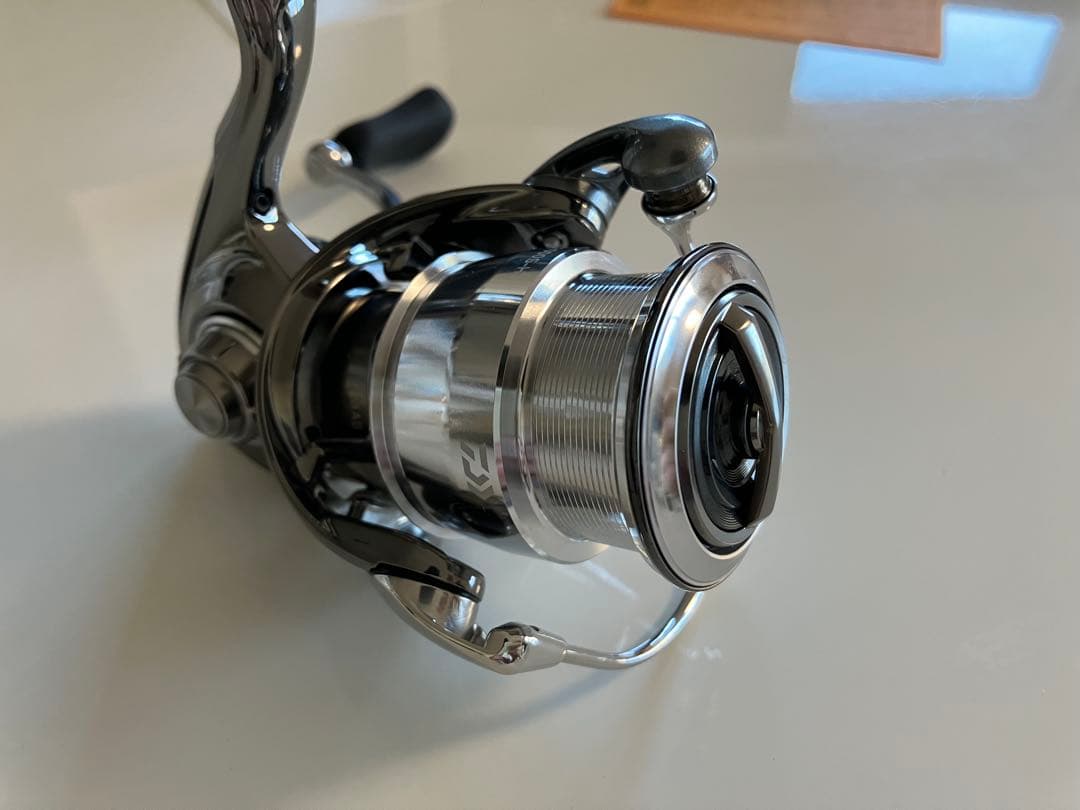 エースさま専用ダイワ　22イグジストLT2000S-H 純正スプール付