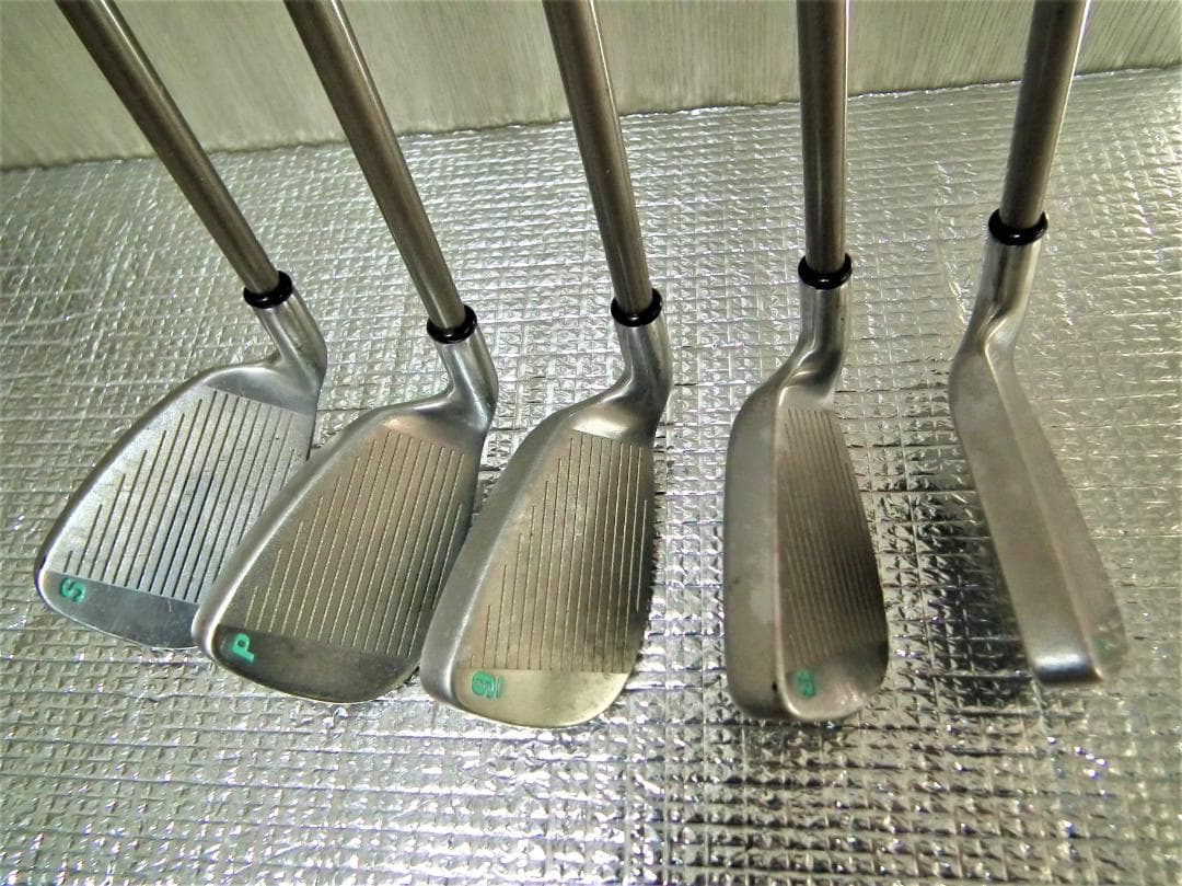 キャロウェイ callaway レディース　ゴルフ　アイアン　5本