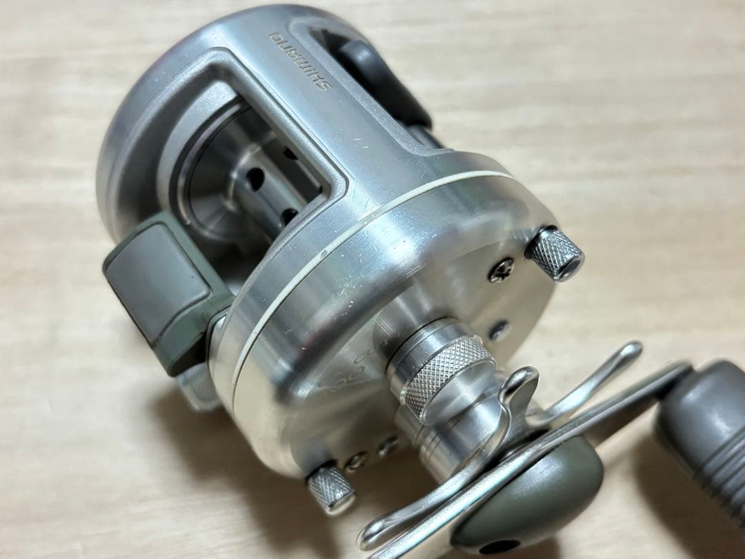 シマノSHIMANO 92カルカッタ100 超美品
