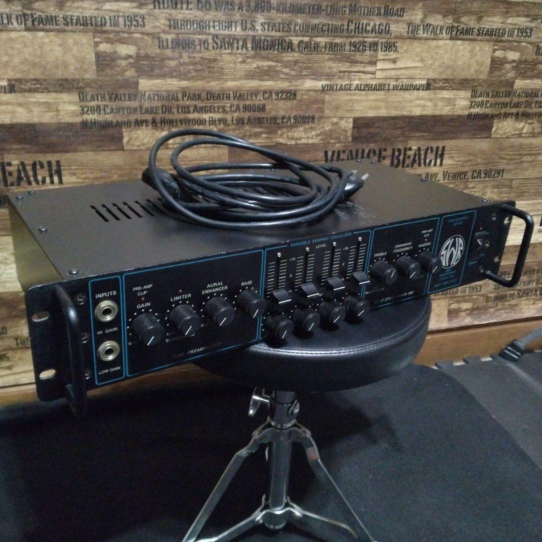 SWR STUDIO 220　ベースアンプヘッド
