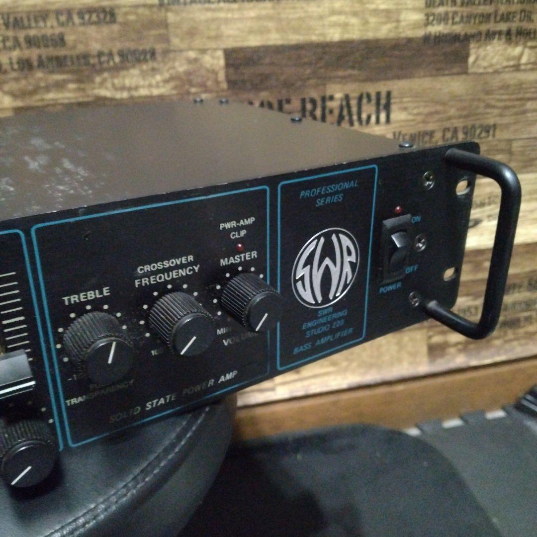 SWR STUDIO 220　ベースアンプヘッド