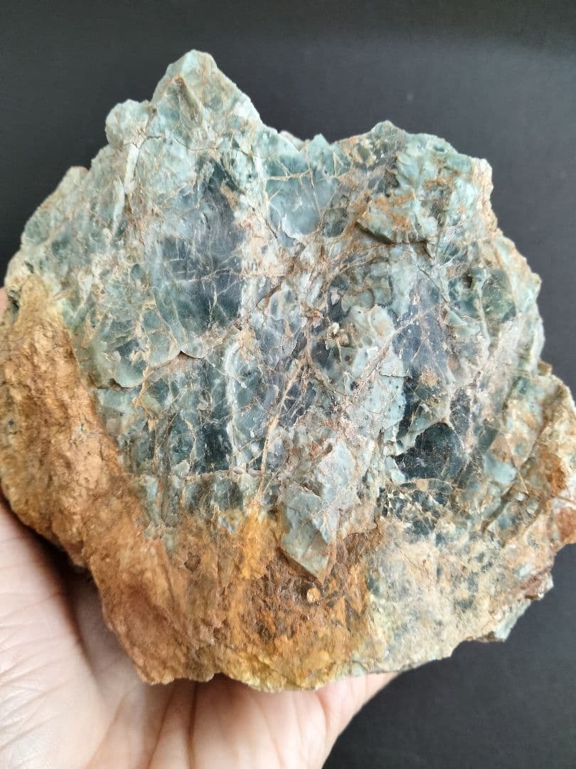 埼玉県宮内砕石場　ニッケルオパール　ニッケルシリカ　599g 　きつね石