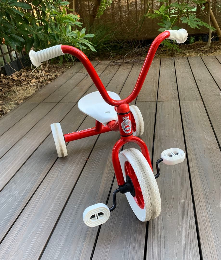 ボーネルンド　ペリカンデザイン　三輪車