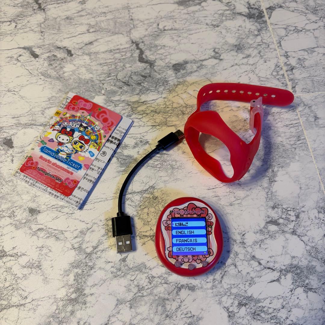 美品　たまごっちuni たまごっちユニ サンリオ