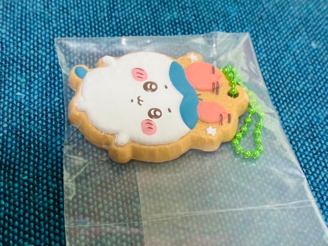 ちいかわ クッキーチャームコット3 ハチワレ (カニ)