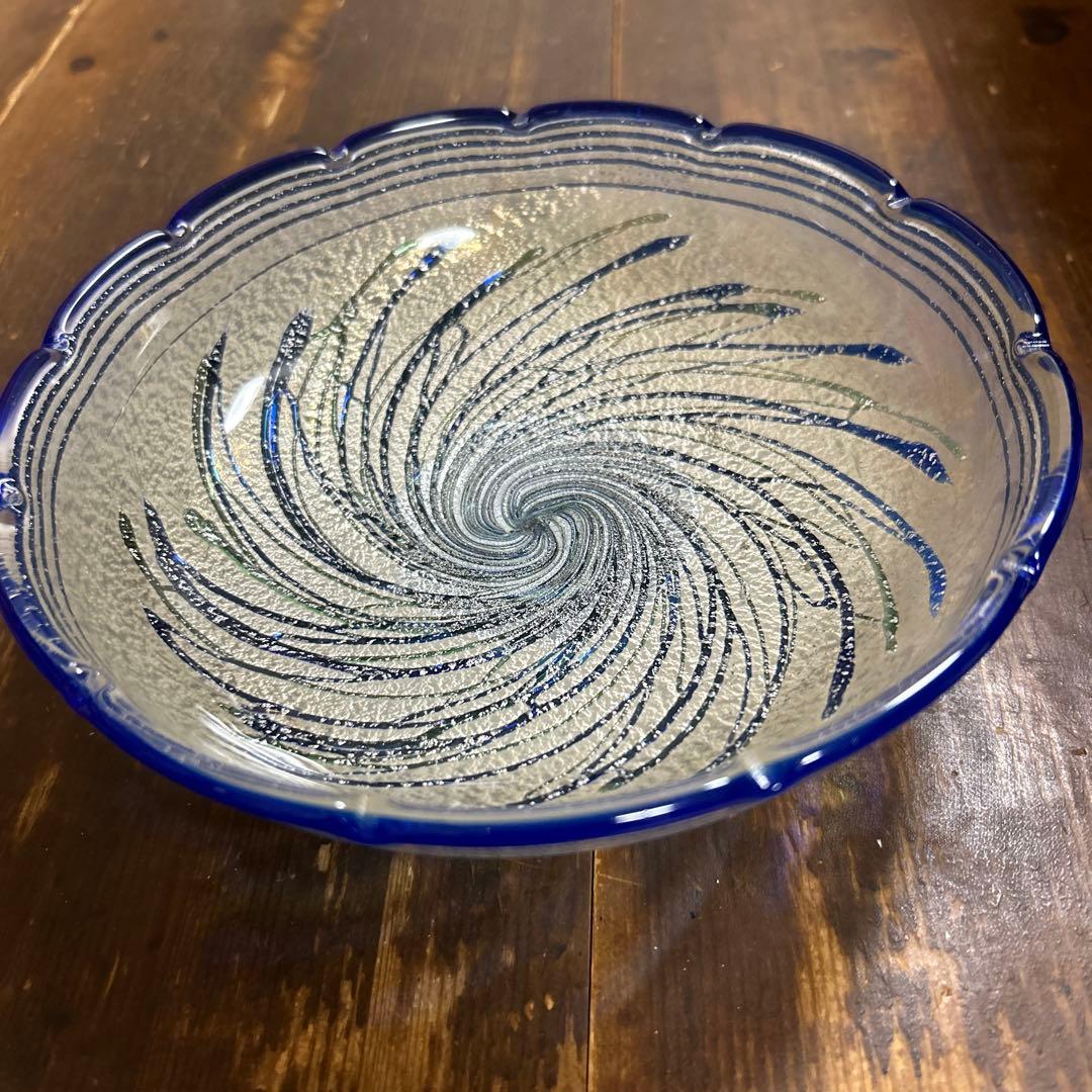 ガラス作家　作家物　銀箔　金箔　脚付ガラス　工芸品　美術品　上野良樹　岩田久利