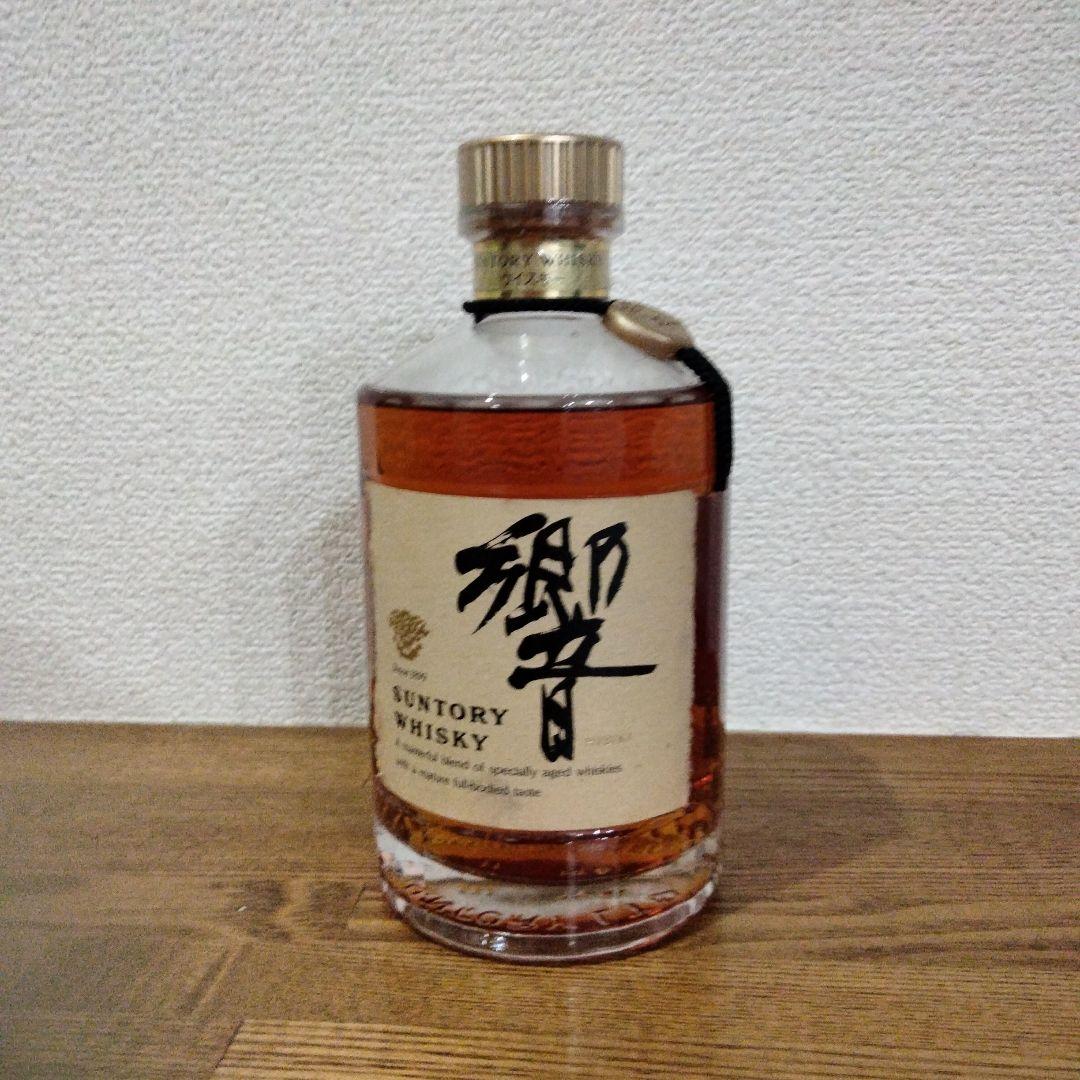 古酒未開封サントリー 響 700ml 43% ウイスキー