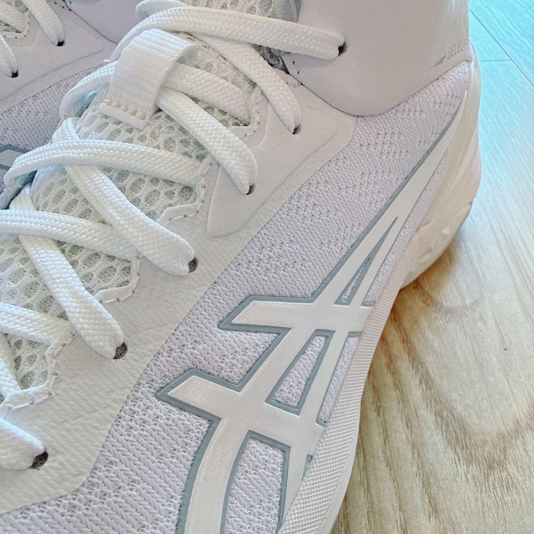 【ほぼ新品】ASICS GELBURST 28 28.5cm 室内試着のみ