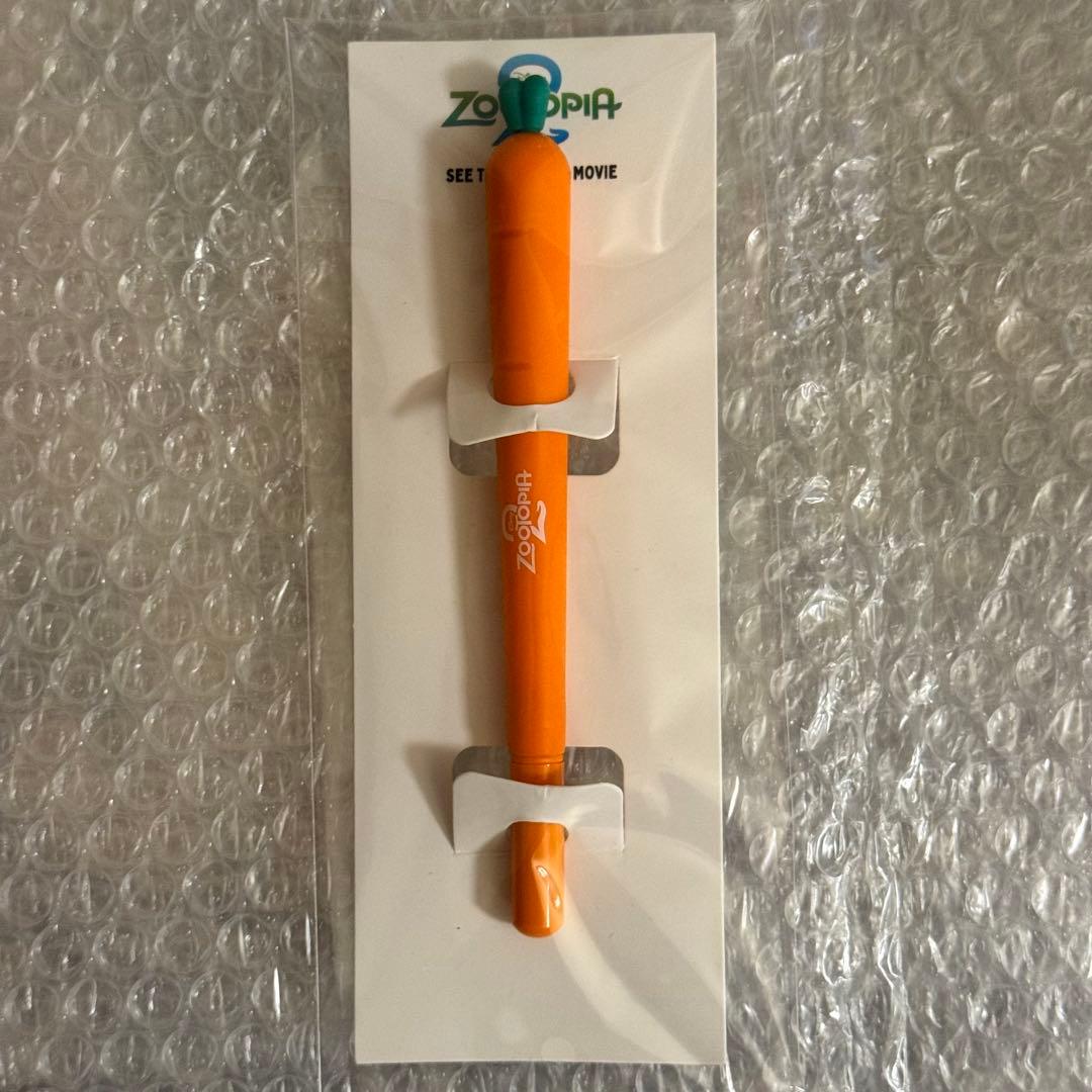 ズートピア　海外版A３ポスター　 ９枚セット　おまけ付き